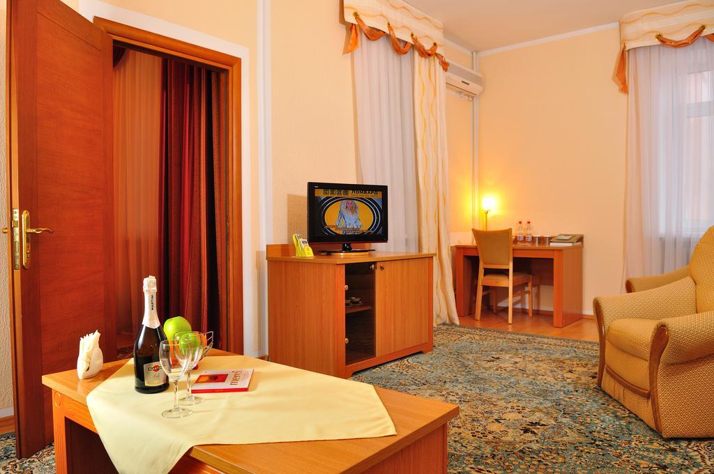 Altyn Dala Hotel Astana Dış mekan fotoğraf