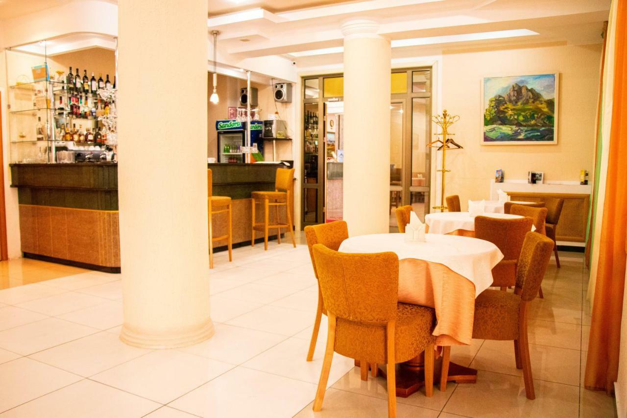 Altyn Dala Hotel Astana Dış mekan fotoğraf